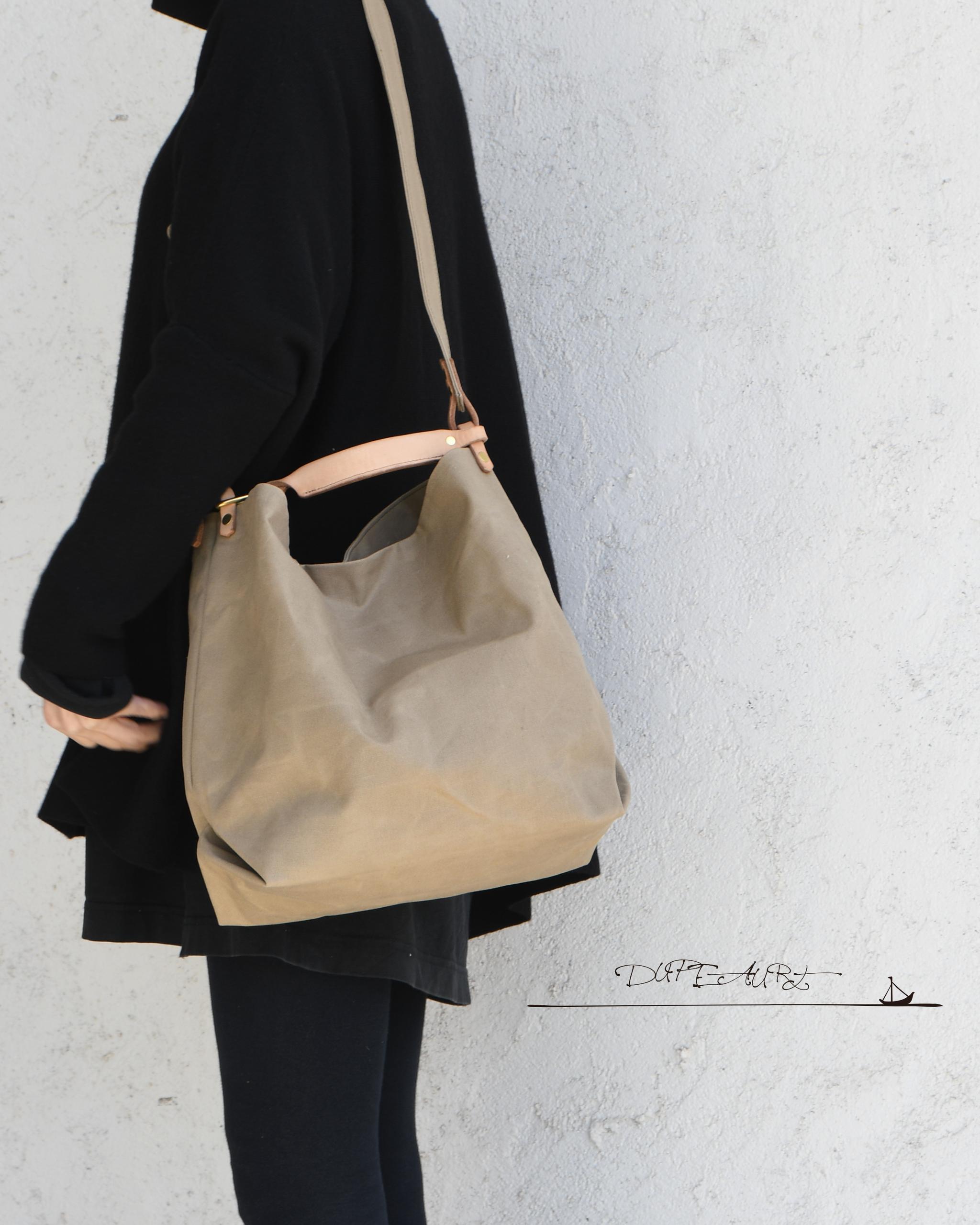 DUPEAURT/デュポー/ハンドルとショルダーで異なるフォルムの2wayバッグ/普段使いサイズ/カーキベージュ | 5枚目