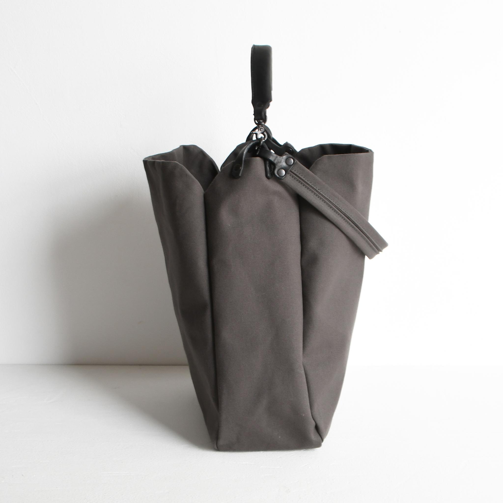 DUPEAURT/デュポー/本ヌメ革ハンドル2wayワンショルダーバッグ/防水帆布/A4対応/ユニセックス/ダークグレー | 9枚目