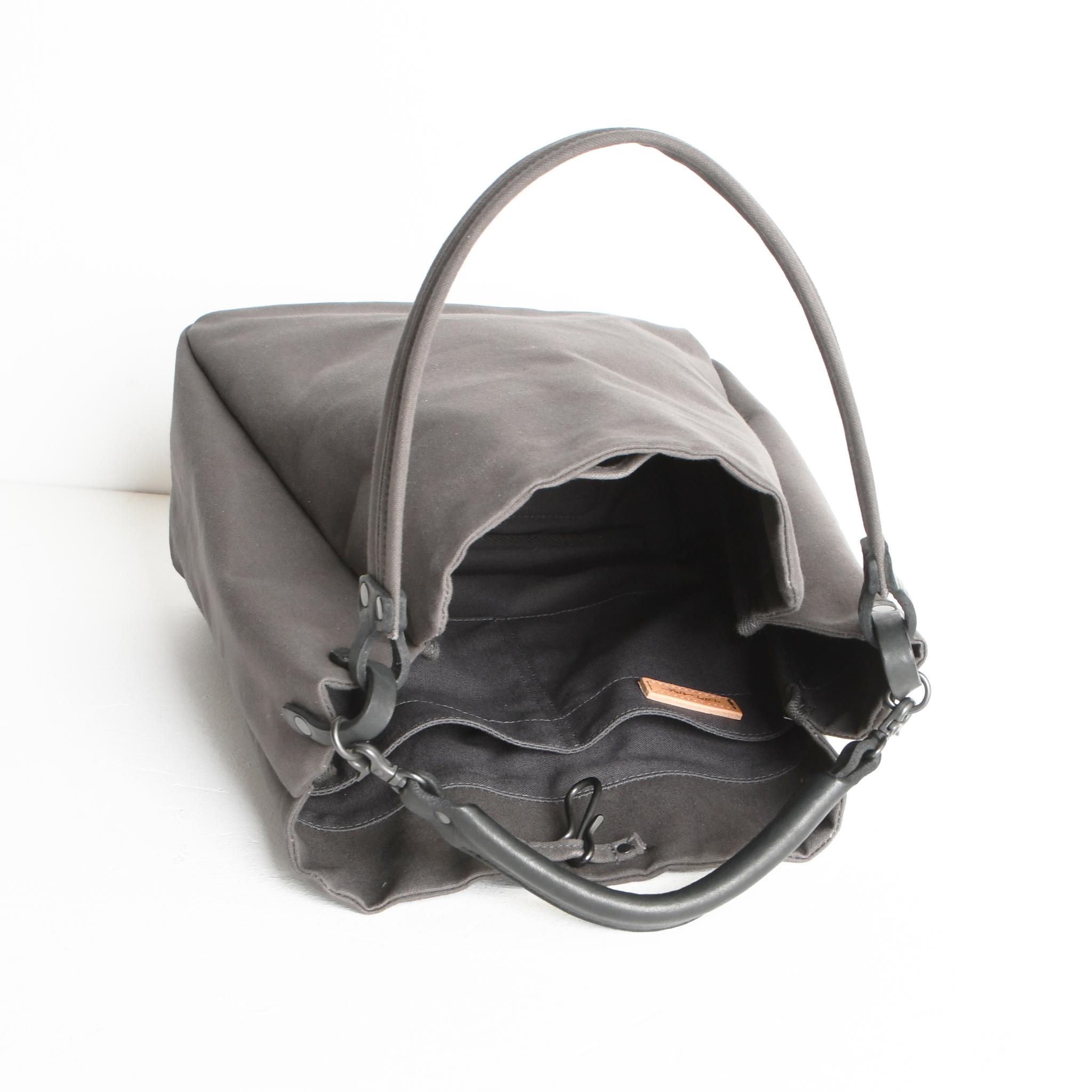 DUPEAURT/デュポー/本ヌメ革ハンドル2wayワンショルダーバッグ/防水帆布/A4対応/ユニセックス/ダークグレー | 12枚目