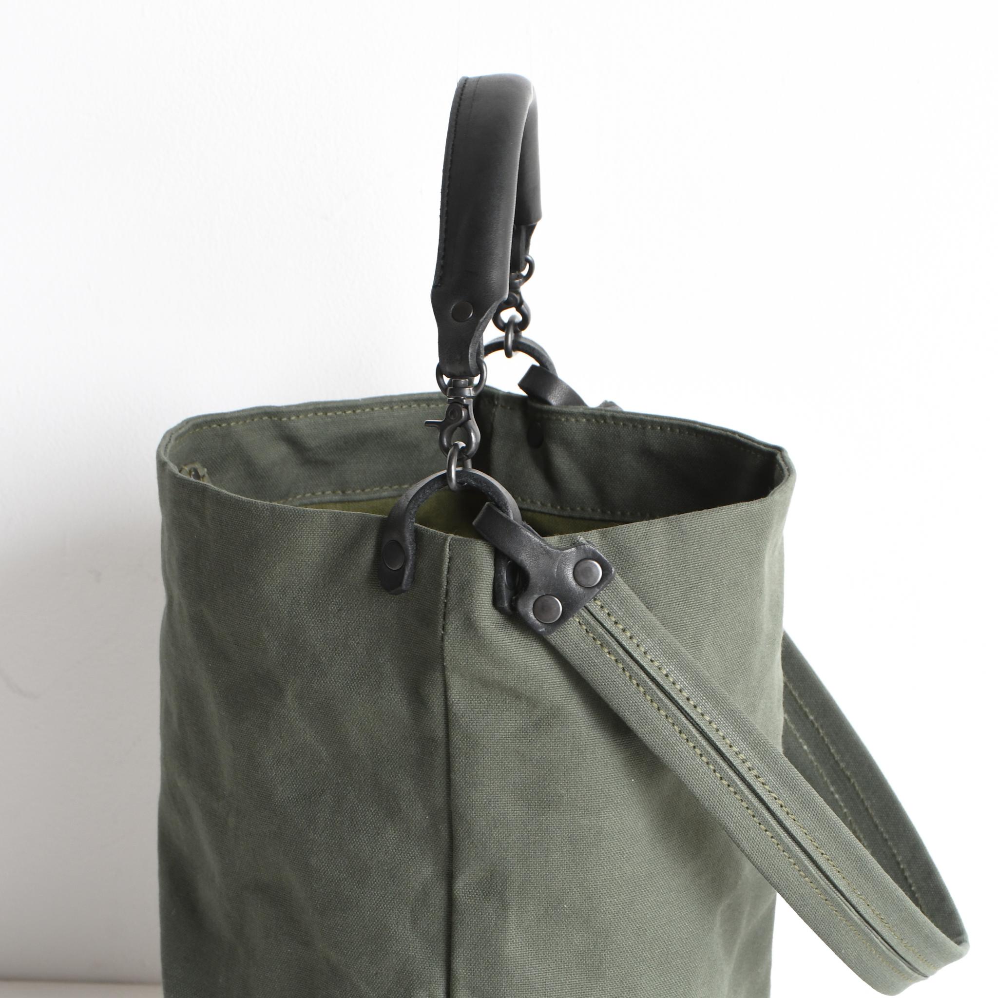 DUPEAURT/デュポー/本ヌメ革ハンドルの付いた2wayバケツ型トート/防水帆布/丸底/ミリタリー | 9枚目