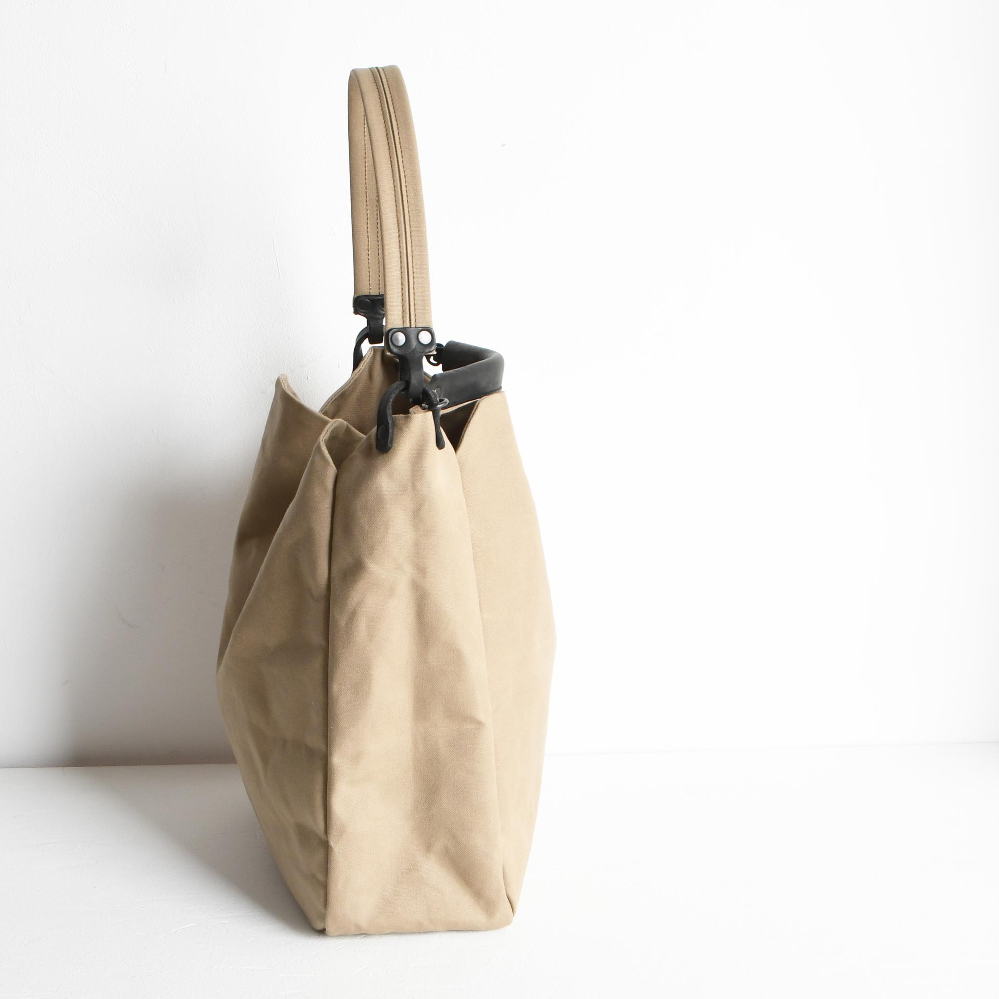 DUPEAURT/デュポー/本ヌメ革ハンドルの付いた2wayワンショルダーバッグ/防水綿帆布/A4対応/カーキベージュ | 10枚目