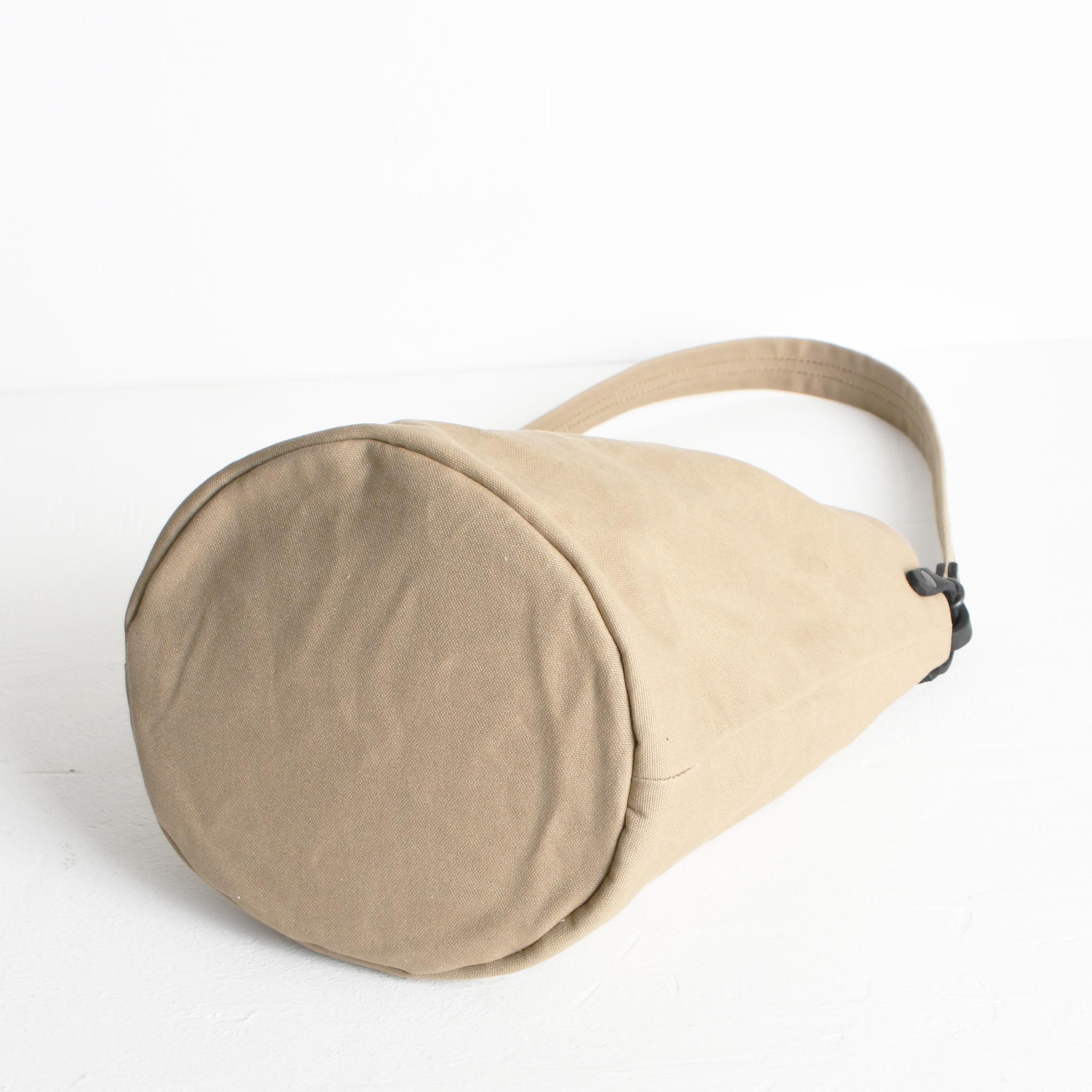 DUPEAURT/デュポー/本ヌメ革ハンドルの付いた2wayバケツ型トート/防水帆布/丸底/カーキベージュ | 9枚目