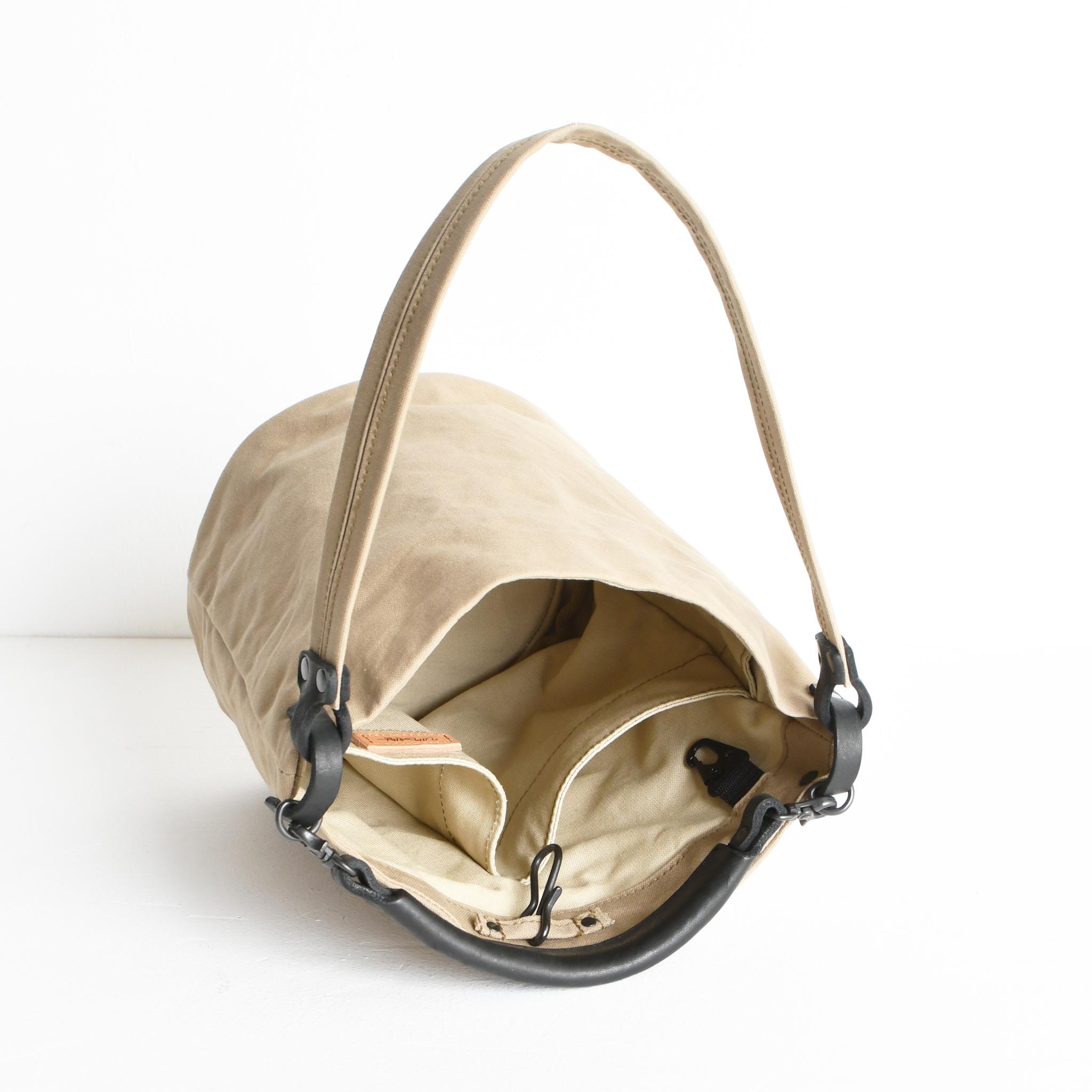 DUPEAURT/デュポー/本ヌメ革ハンドルの付いた2wayバケツ型トート/防水帆布/丸底/カーキベージュ | 10枚目