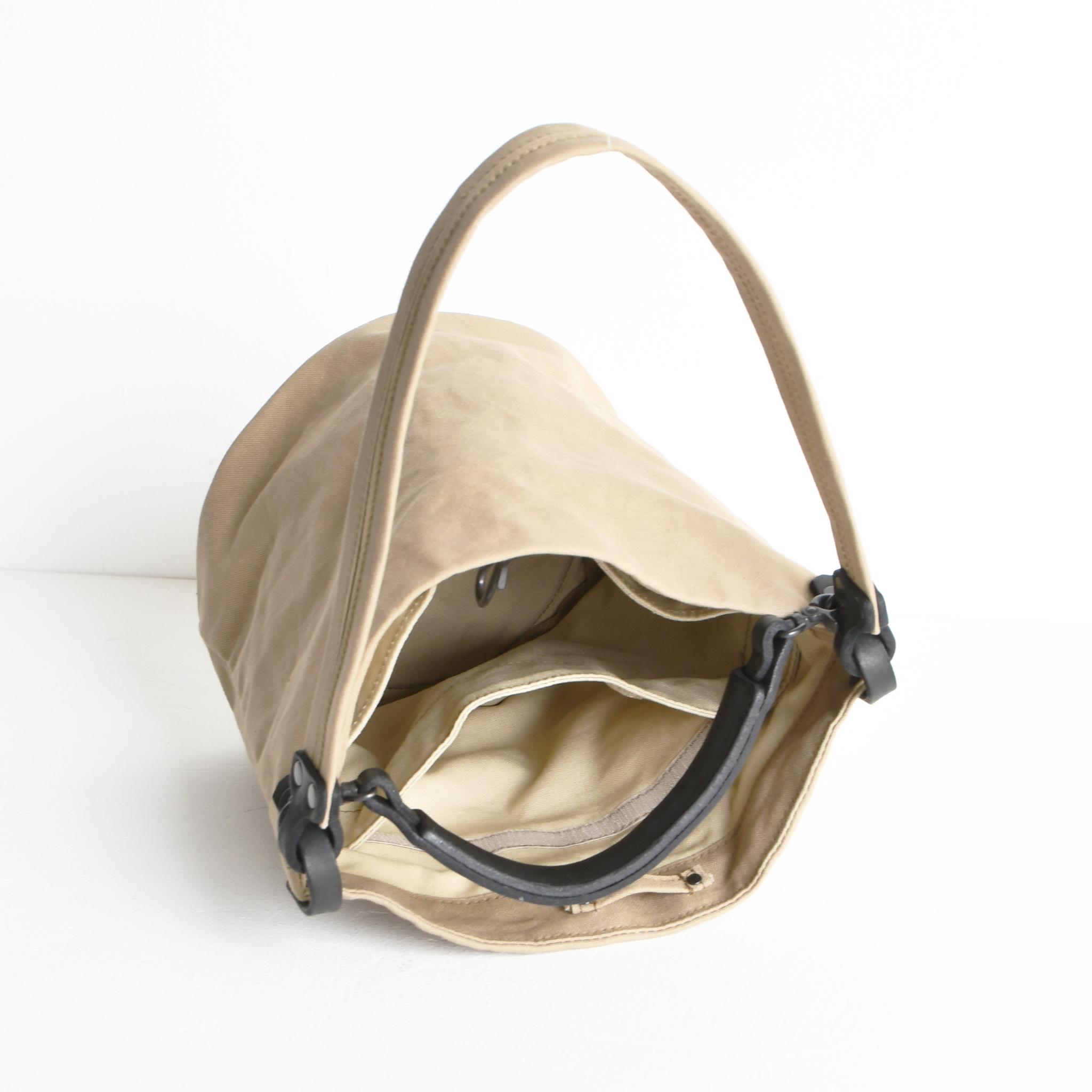 DUPEAURT/デュポー/本ヌメ革ハンドルの付いた2wayバケツ型トート/防水帆布/丸底/カーキベージュ | 11枚目