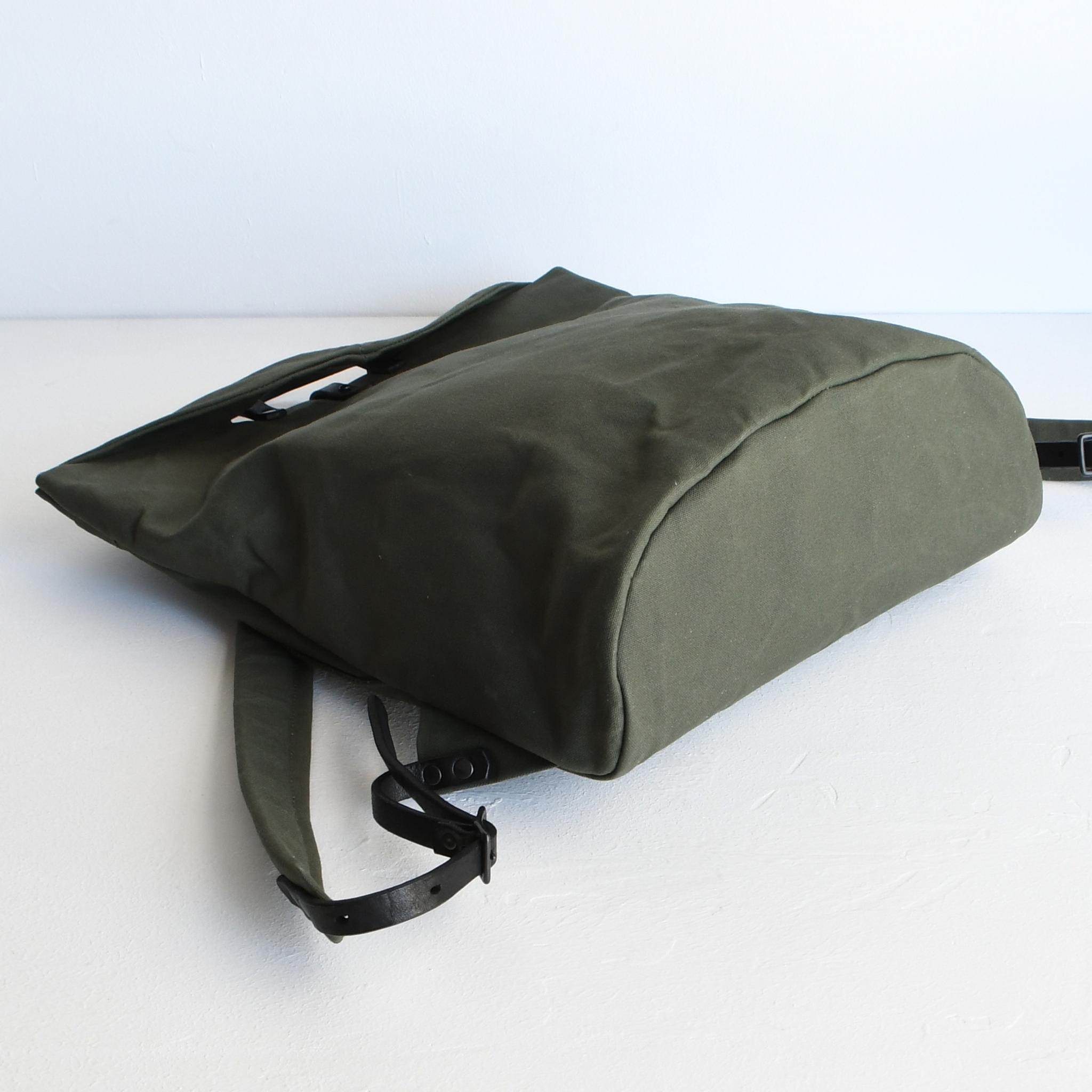 DUPEAURT/デュポー/普段使いも出来る仕事リュック/パラフィン防水帆布/ノートブック/ミリタリー | 10枚目