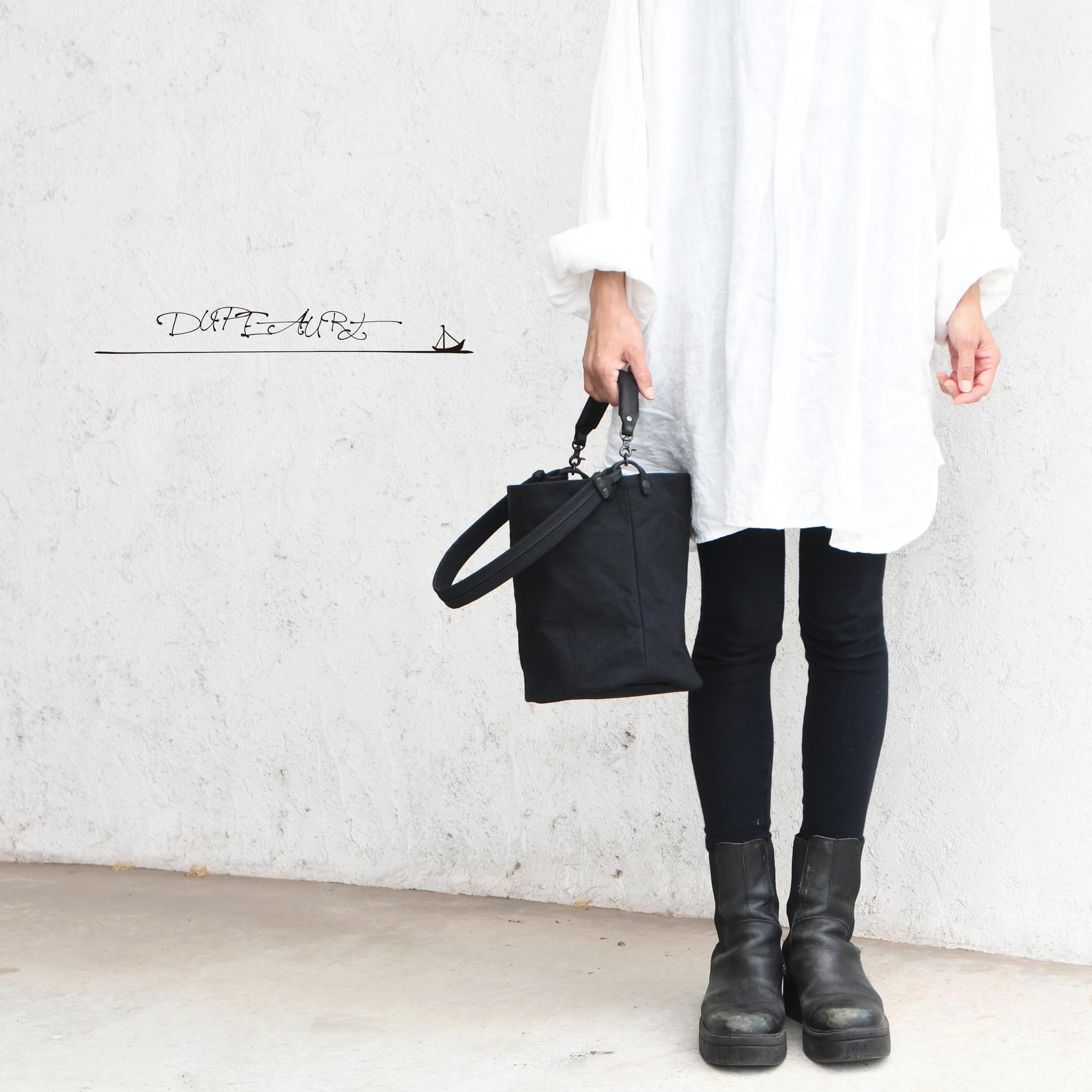 DUPEAURT/デュポー/本ヌメ革ハンドルの付いた2wayバケツ型バッグ/防水帆布/丸底/ブラック | 2枚目