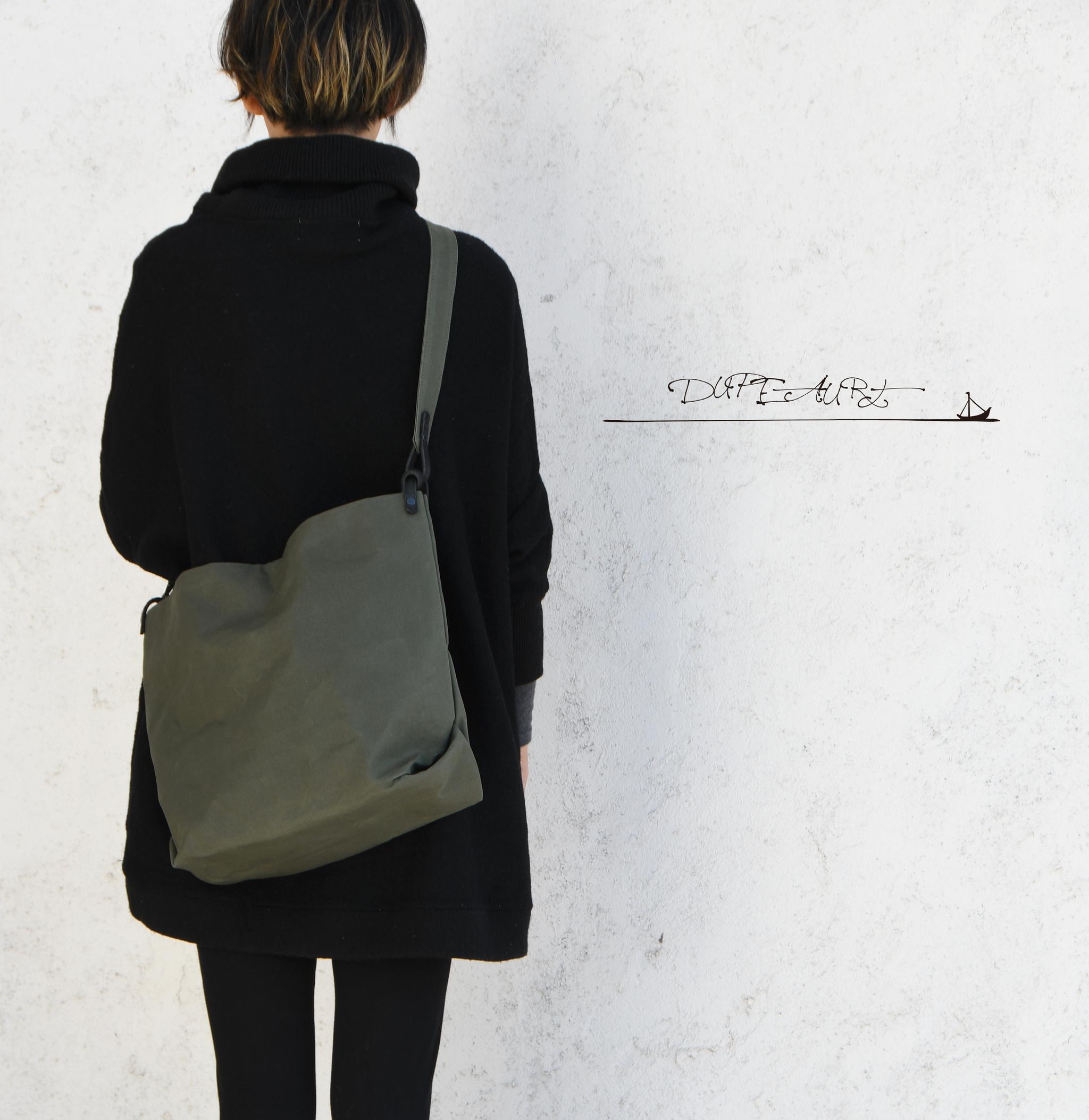 DUPEAURT/デュポー/ハンドルとショルダーで異なるフォルムの2wayバッグ/普段使いサイズ/ミリタリー | 2枚目