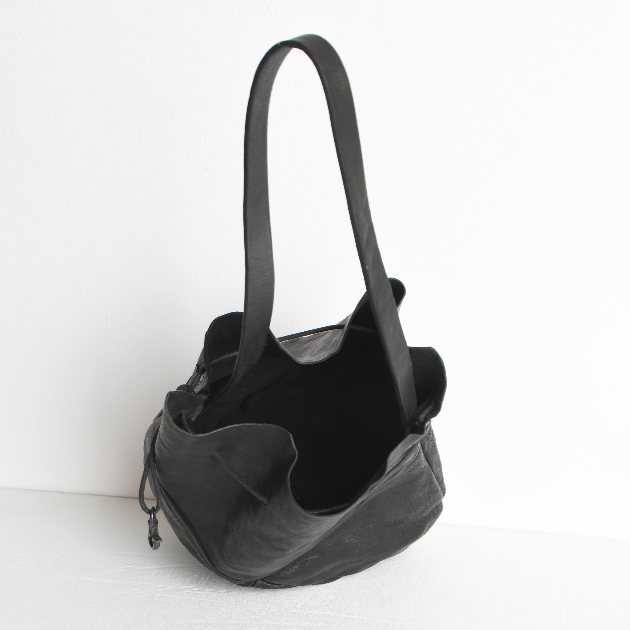 DUPEAURT/デュポー/ラウンド巾着トート/本ヌメ牛革/製品染め/ブラック | 10枚目