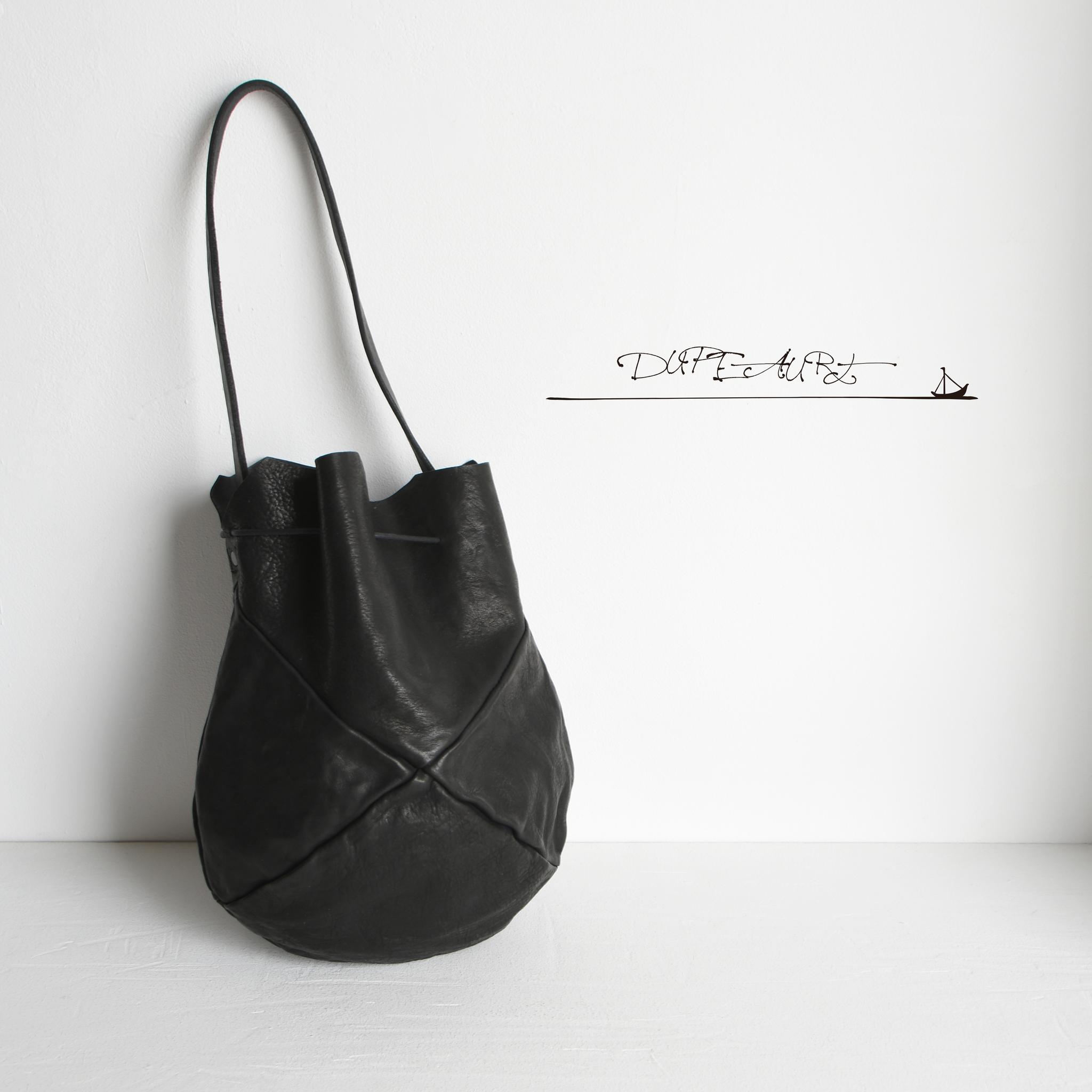DUPEAURT/デュポー/ラウンド巾着トート/本ヌメ牛革/製品染め/ブラック | 2枚目