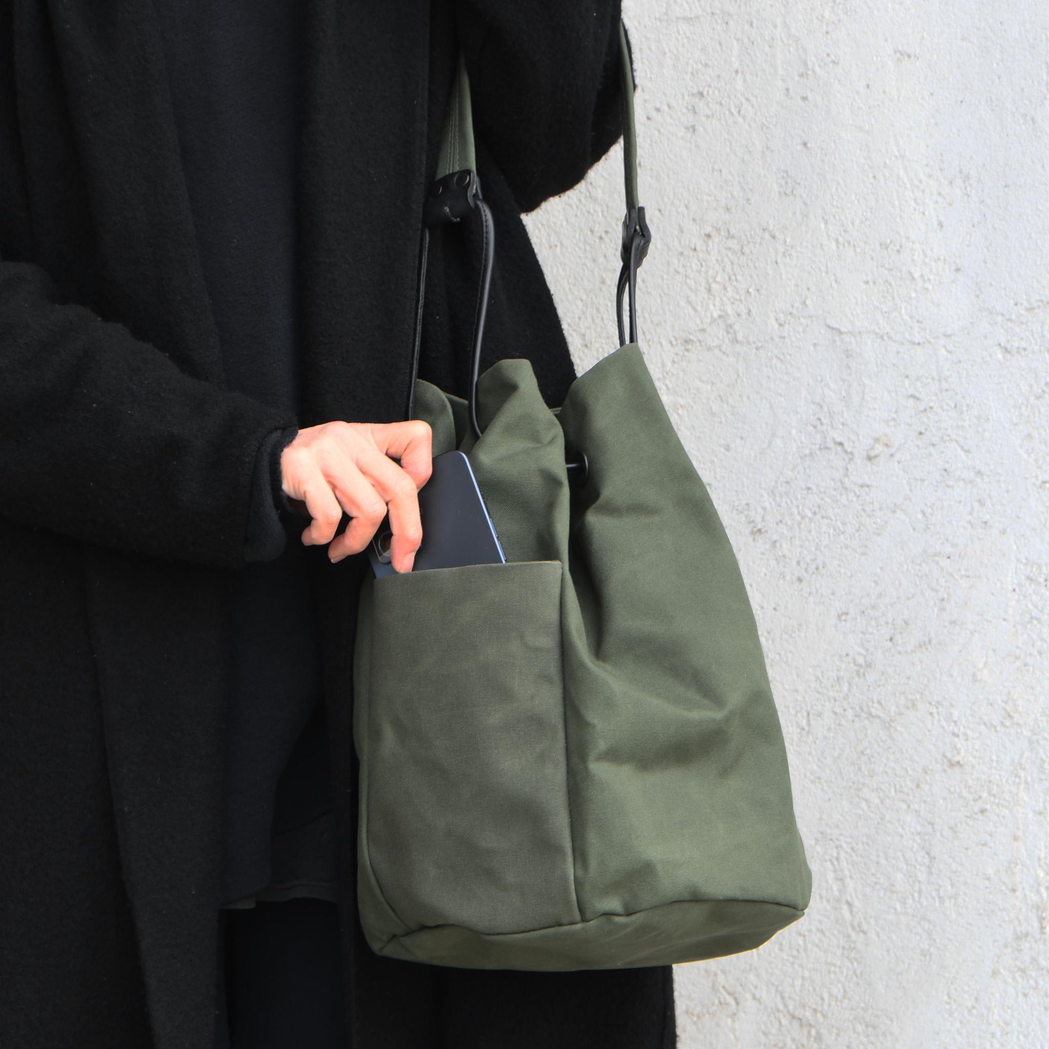 DUPEAURT/デュポー/巾着丸底2wayワンショルダーバッグ/本ヌメ革パーツ/パラフィン防水帆布/ミリタリー | 6枚目