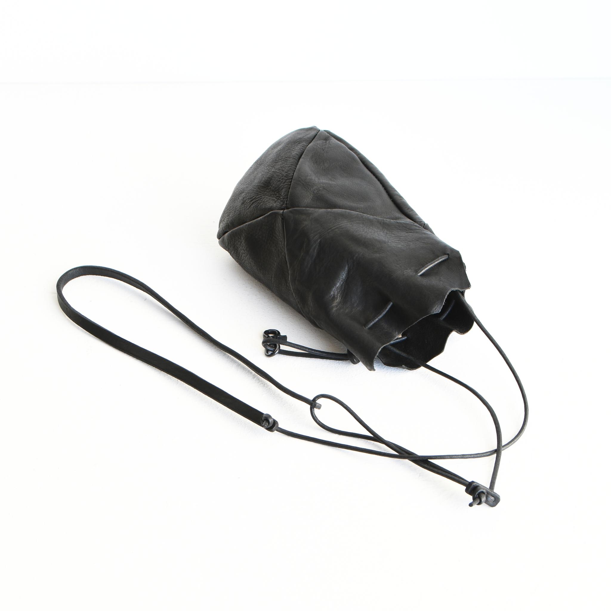 DUPEAURT/デュポー/巾着ポシェット/本ヌメ牛革/製品染め/ブラック | 5枚目