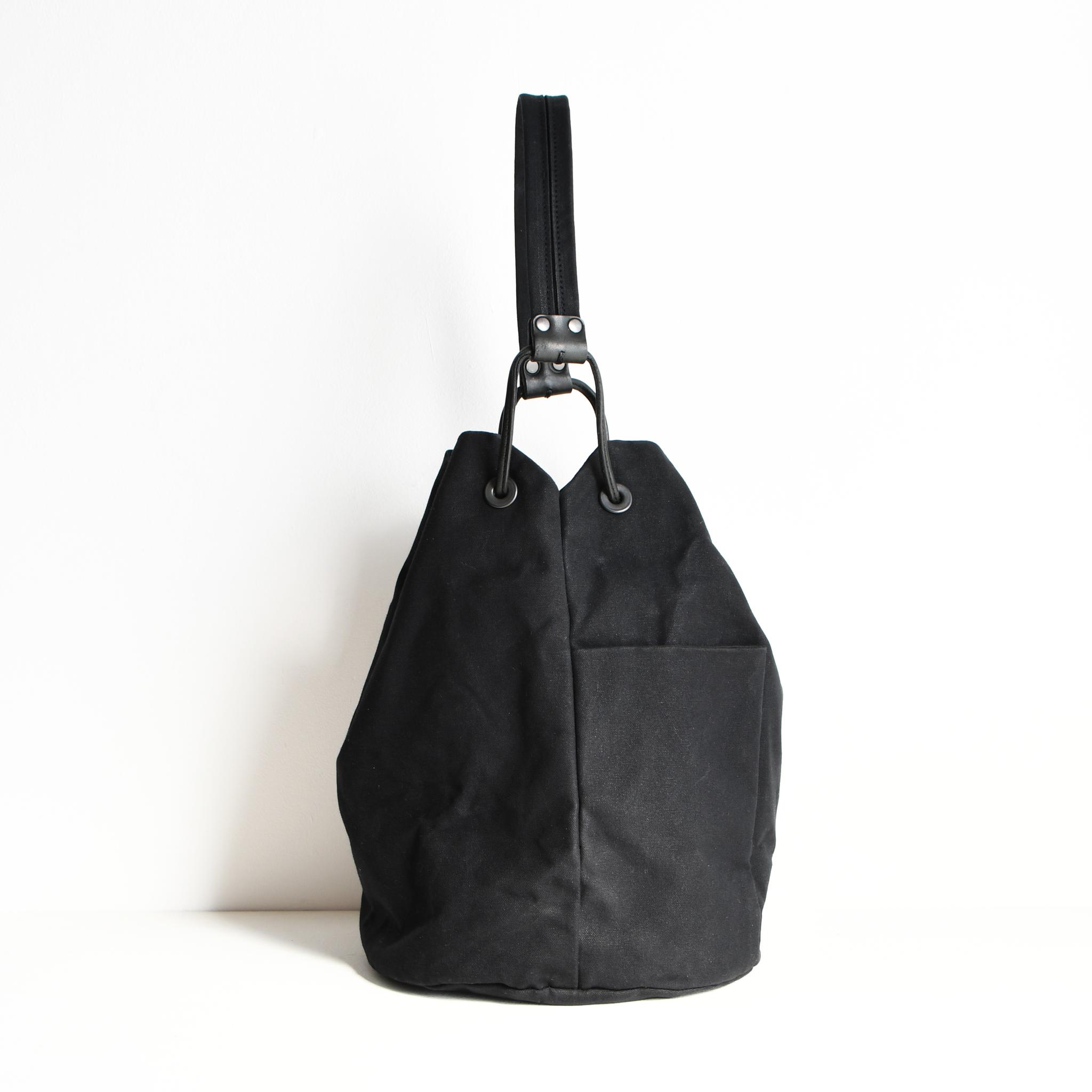 DUPEAURT/デュポー/巾着丸底2wayワンショルダーバッグ/本ヌメ革パーツ/パラフィン防水帆布/ブラック | 11枚目