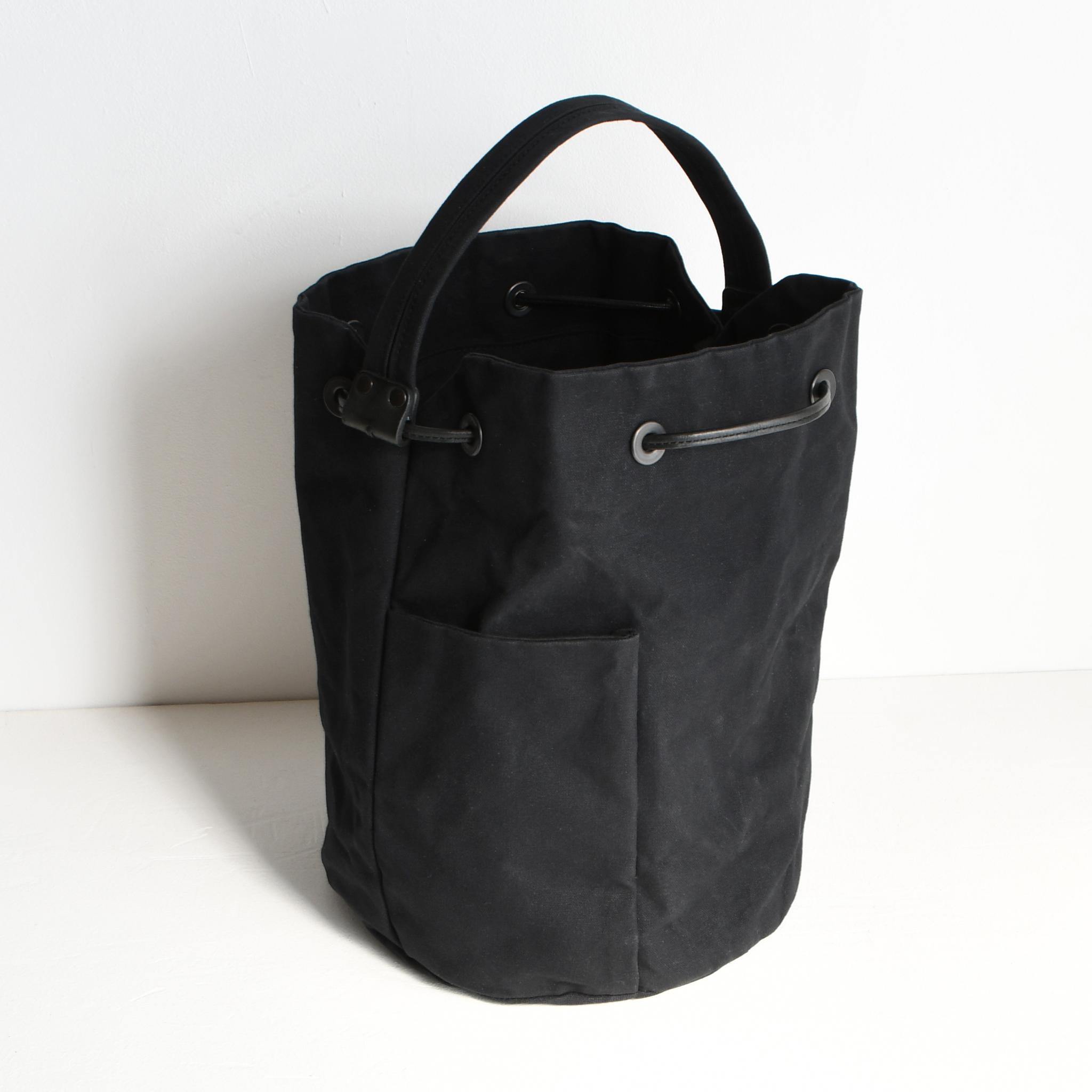 DUPEAURT/デュポー/巾着丸底2wayワンショルダーバッグ/本ヌメ革パーツ/パラフィン防水帆布/ブラック | 12枚目