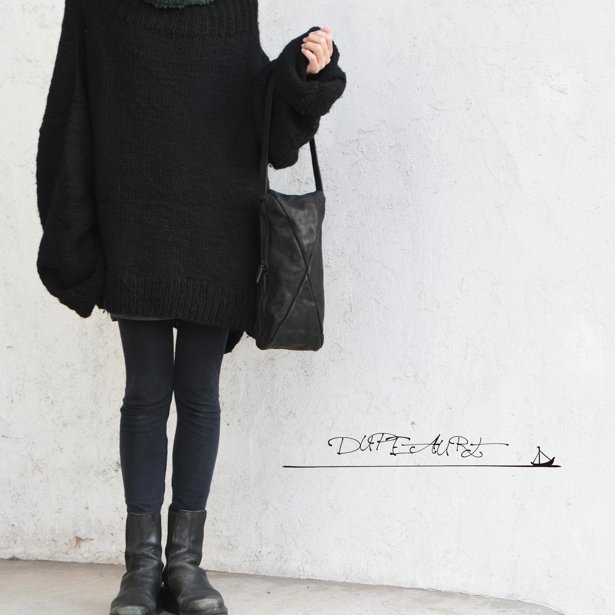 DUPEAURT/デュポー/縦型スクエアボストン/本ヌメ牛革/製品染め/ブラック