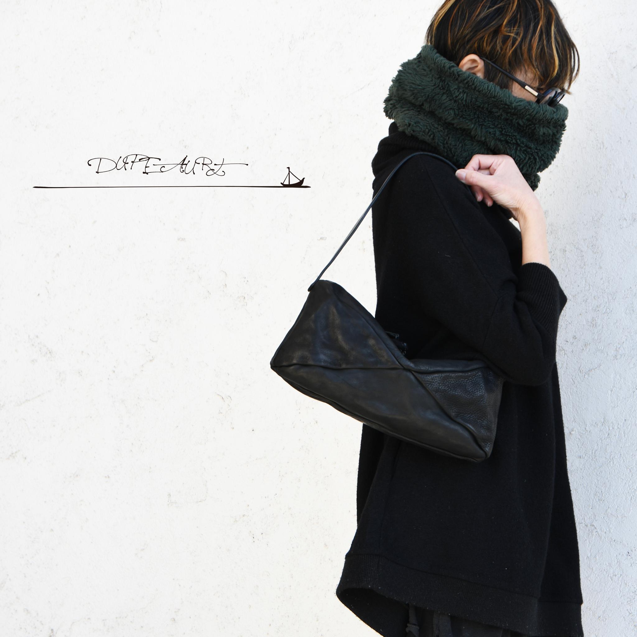 DUPEAURT/デュポー/横長スクエアボストン型ワンショルダーバッグ/本ヌメ牛革/製品染め/ブラック