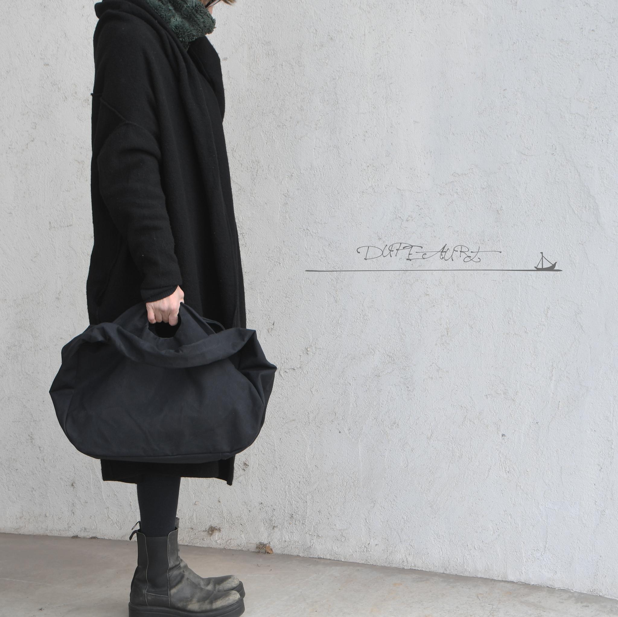 DUPEAURT/デュポー/手持ちも出来る2wayワン
ショルダーバッグ/パラフィン防水綿帆布/大容量/ブラック | 3枚目